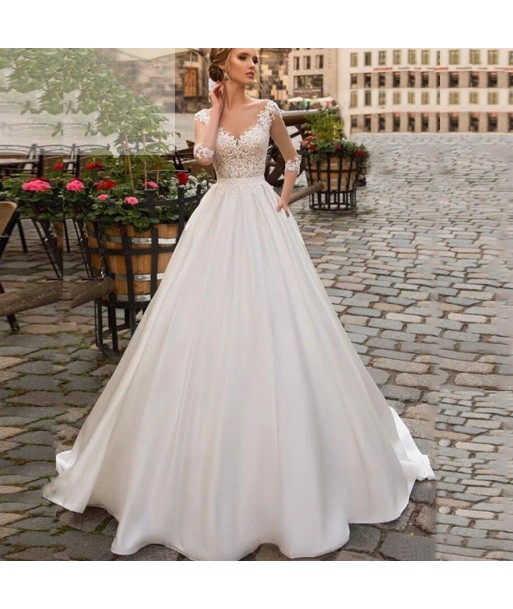 Robe de mariée bohème chic dentelle manche en ligne