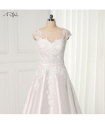 Robe de mariée dentelle fine boheme chic les ligaments