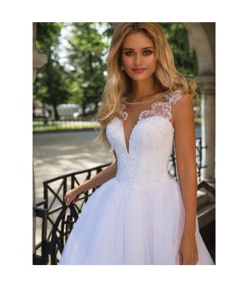 Robe de mariée romantique chez Cornerstreet bien 