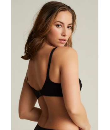 Chantelle Easyfeel - Soutien-Gorge Moulé Couvrant Avec Armatures Emma Noir livraison et retour toujours gratuits