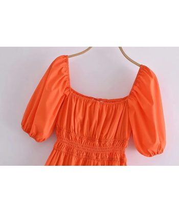 Robe courte bohème orange rembourrage situé sous